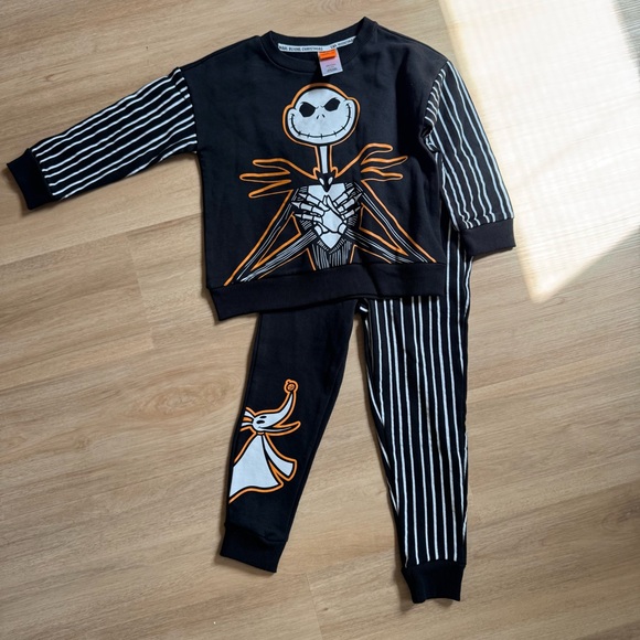 Disney Black Nightmare Before Christmas Pajama Set - Picture 1 of 8